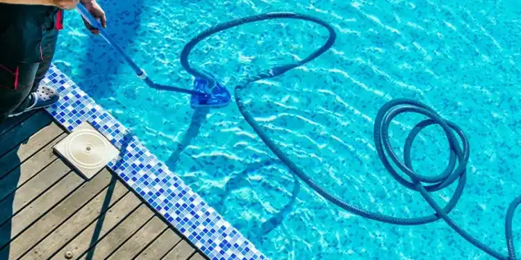 Comment entretenir votre piscine pour une eau cristalline tout l'été