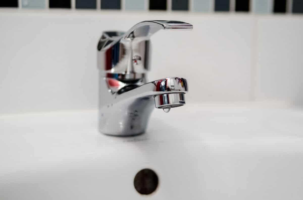 Nice : fuite d'eau à mon domicile et dépannage en urgence, comment faire ?